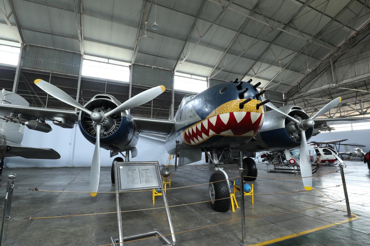 Douglas b-66 Destroyer