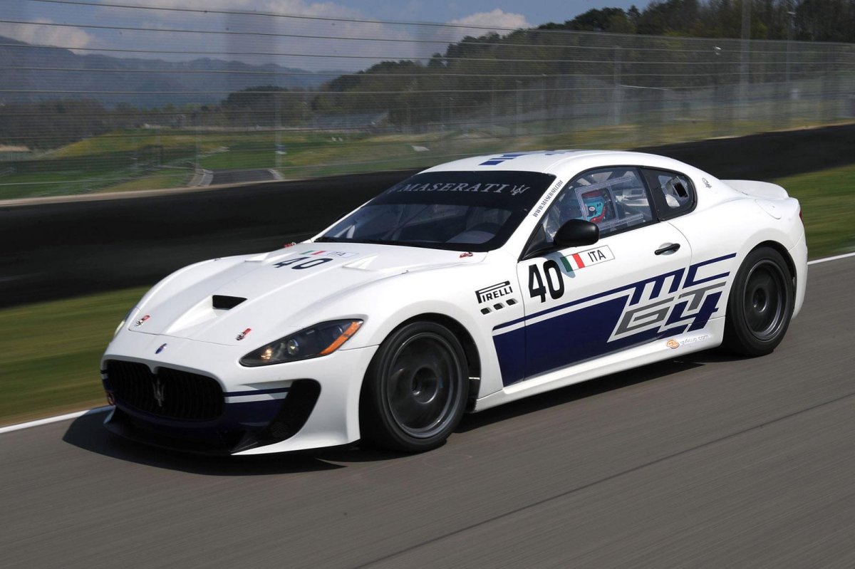 Maserati Gran Turismo MC gt4