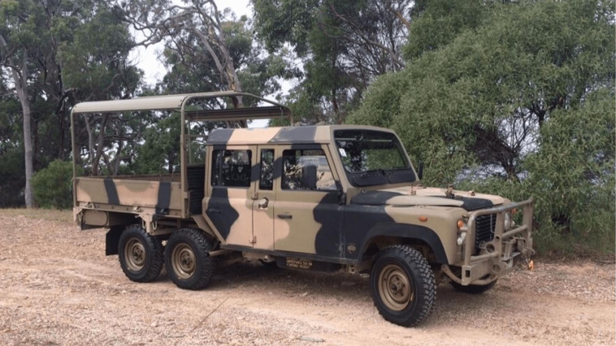 Land Rover Perentie 6x6