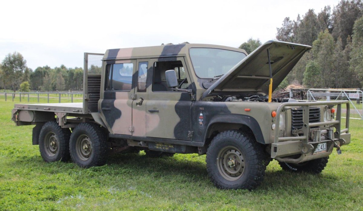 Land Rover Perentie 6x6