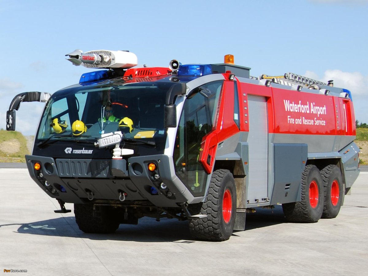 Пожарная машина Rosenbauer Panther 6x6