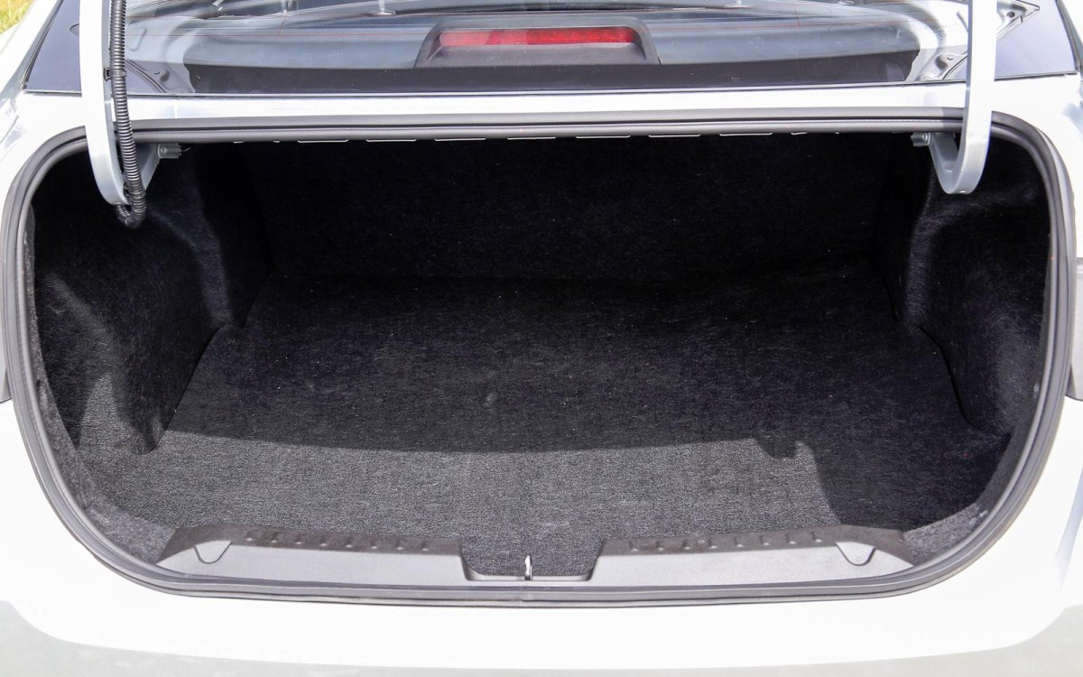 Багажник FAW Besturn b50