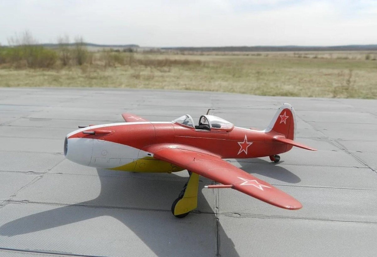 Як-15 истребитель
