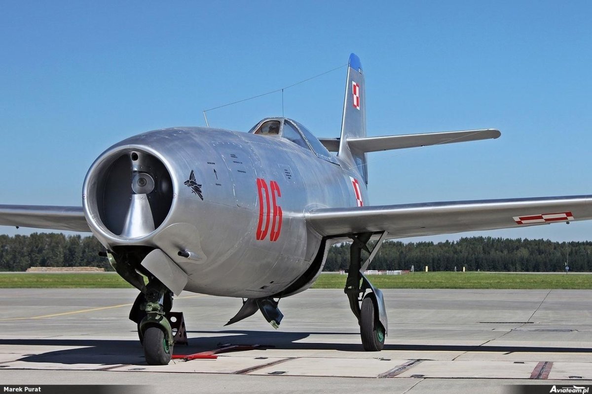 Як-23 реактивный самолёт