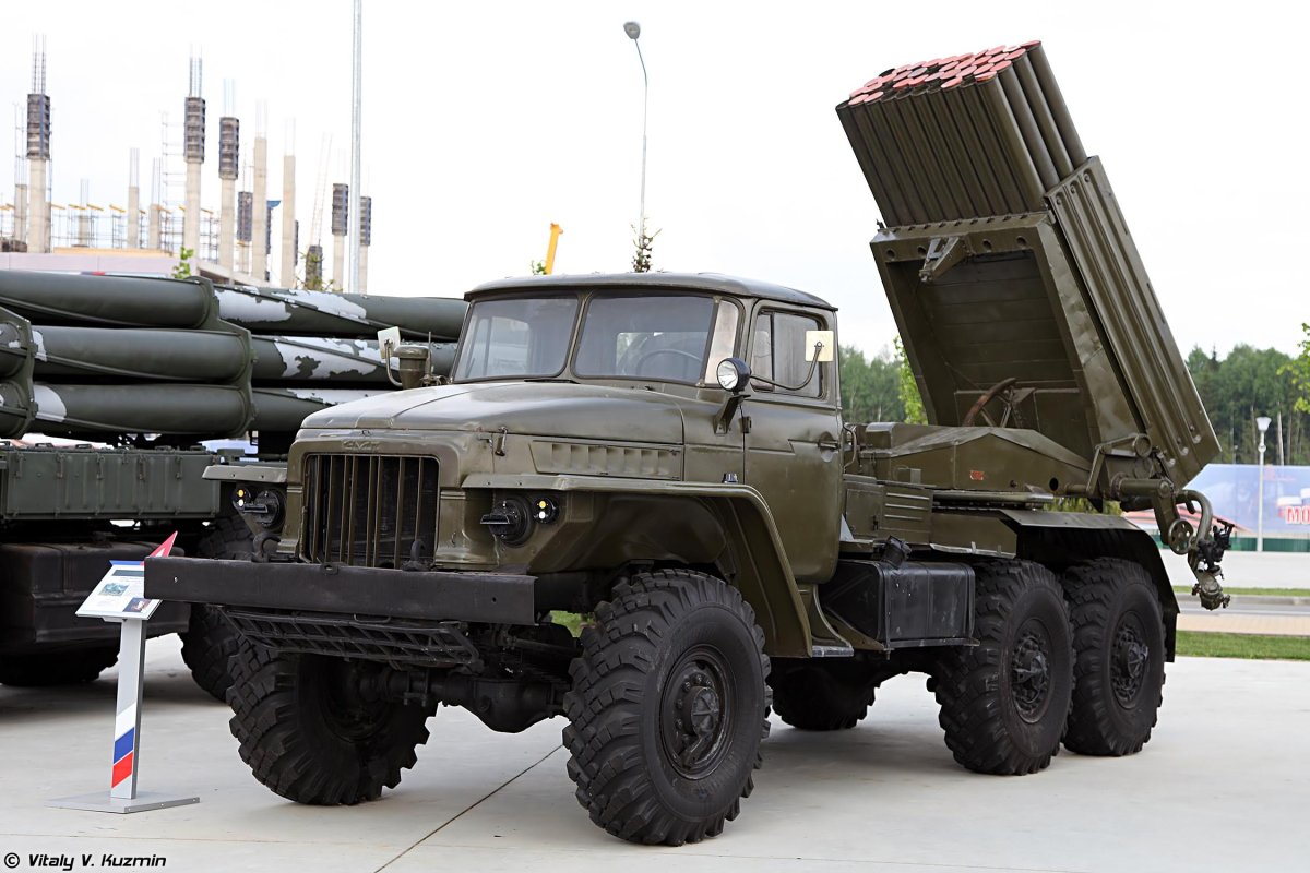 РСЗО БМ-21 град