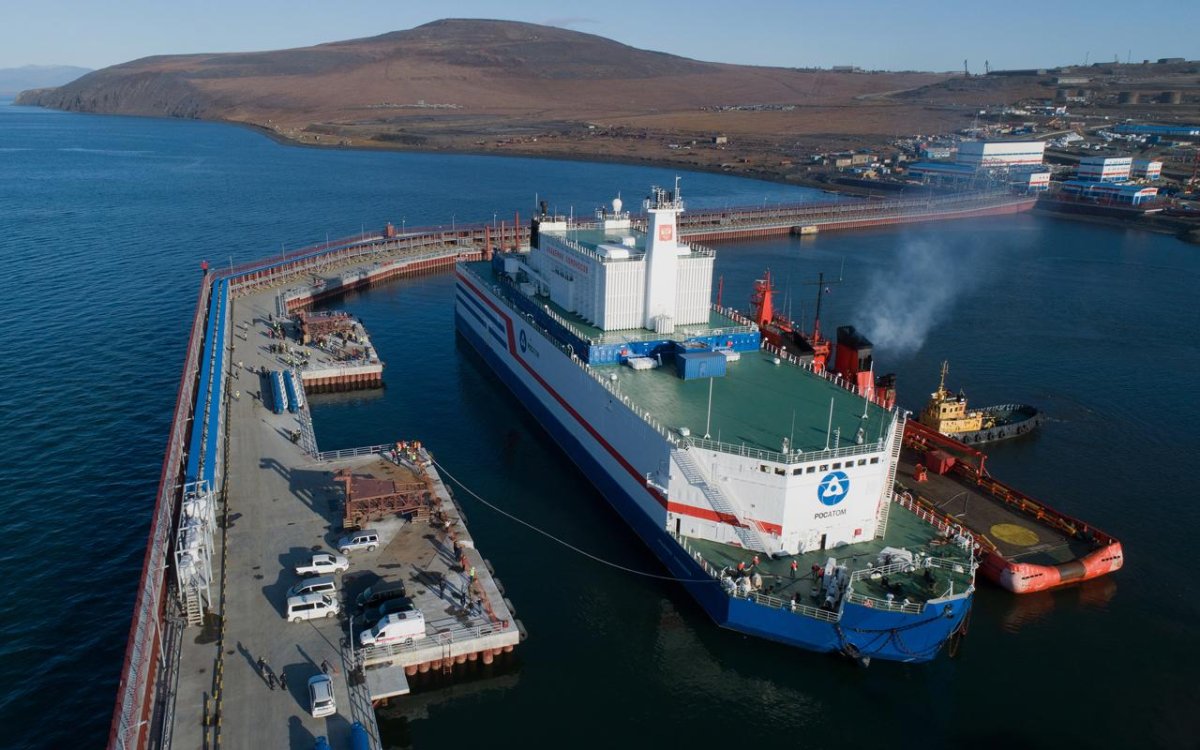 Плавучая атомная теплоэлектростанция академик Ломоносов