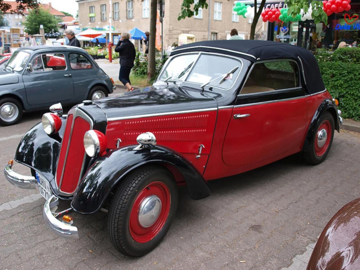 Автомобиль DKW f8