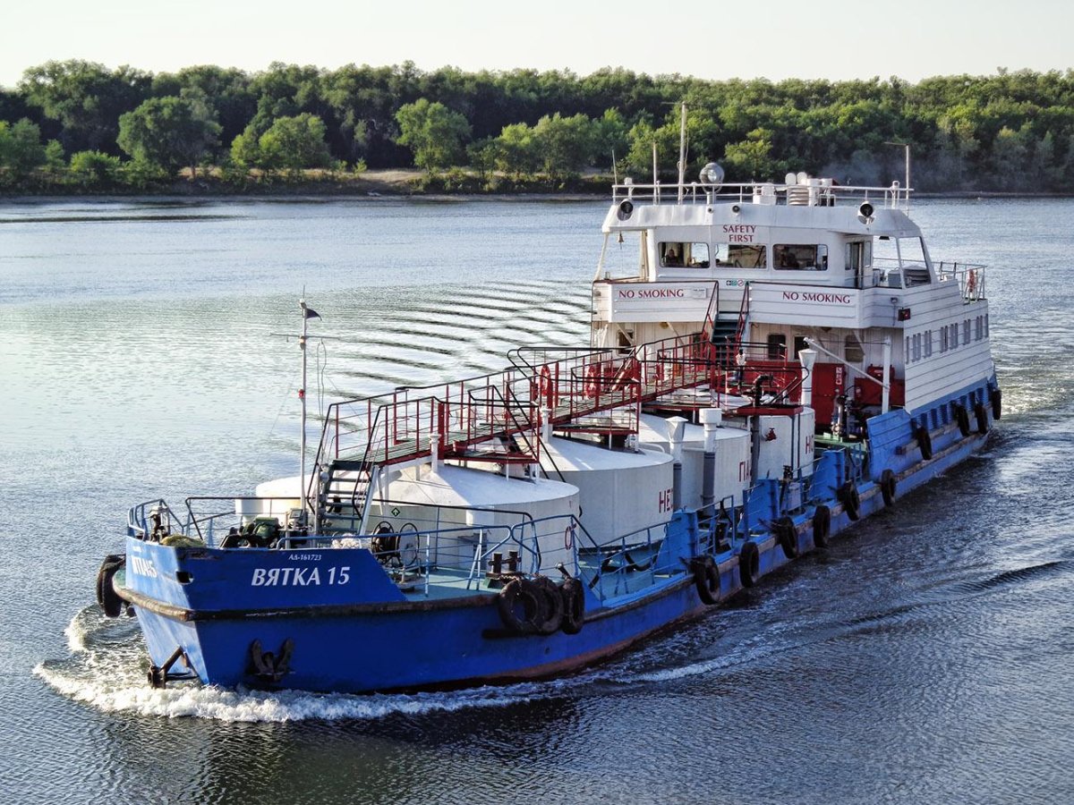 Танкер-бункеровщик «Владимир Матвеев»