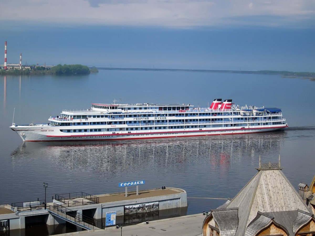 Пассажирские суда река-море