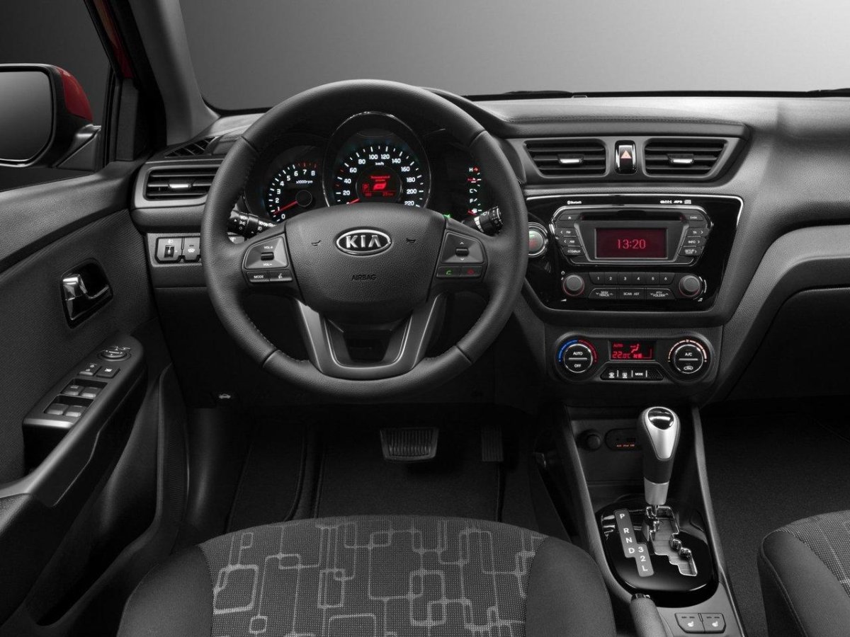 Kia Rio 3 2015 салон