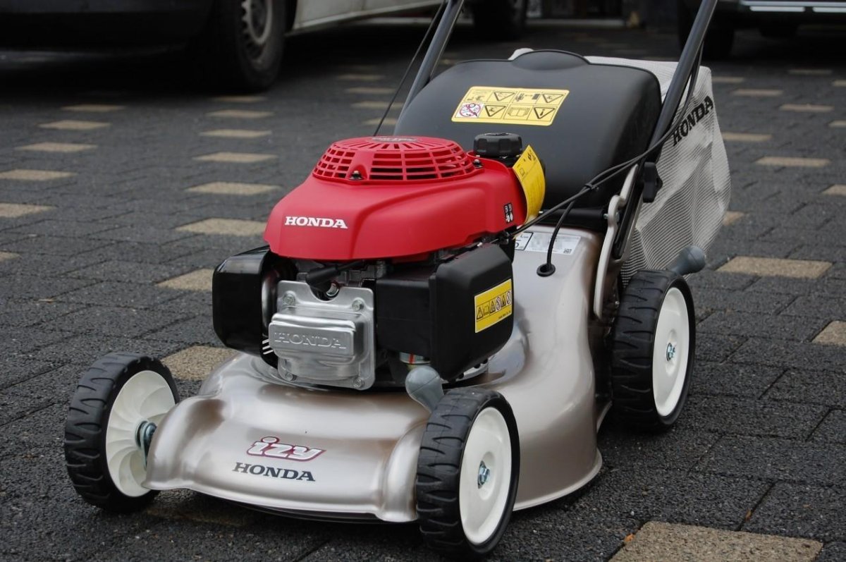 Газонокосилка Хонда hrg416 бензиновая