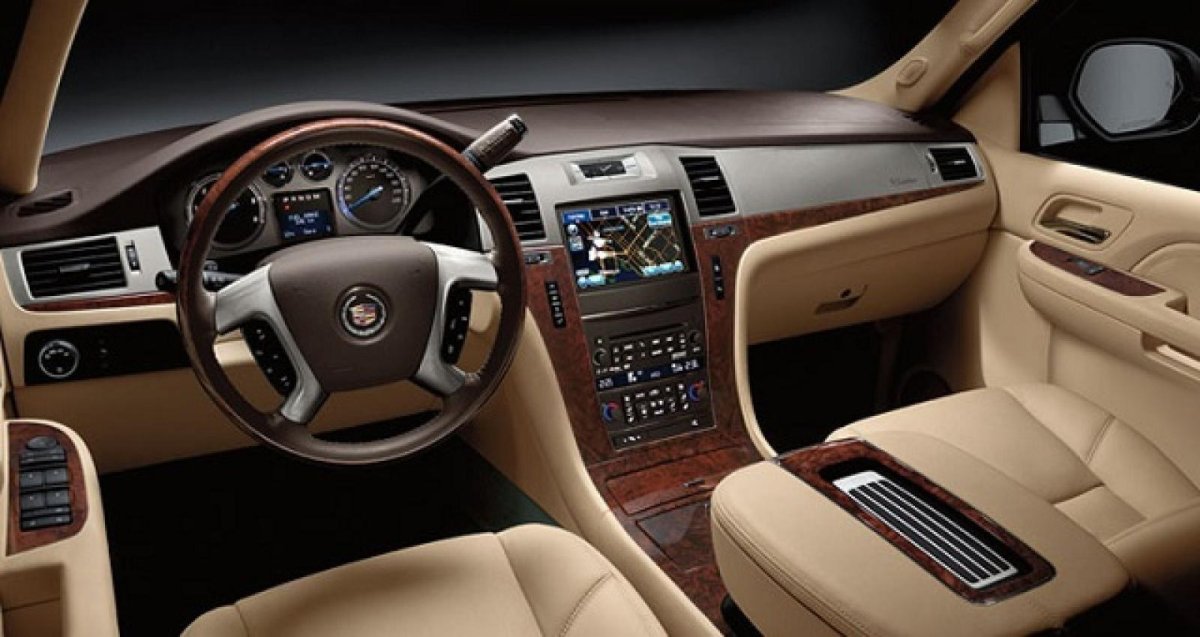 Cadillac Escalade 2010 салон