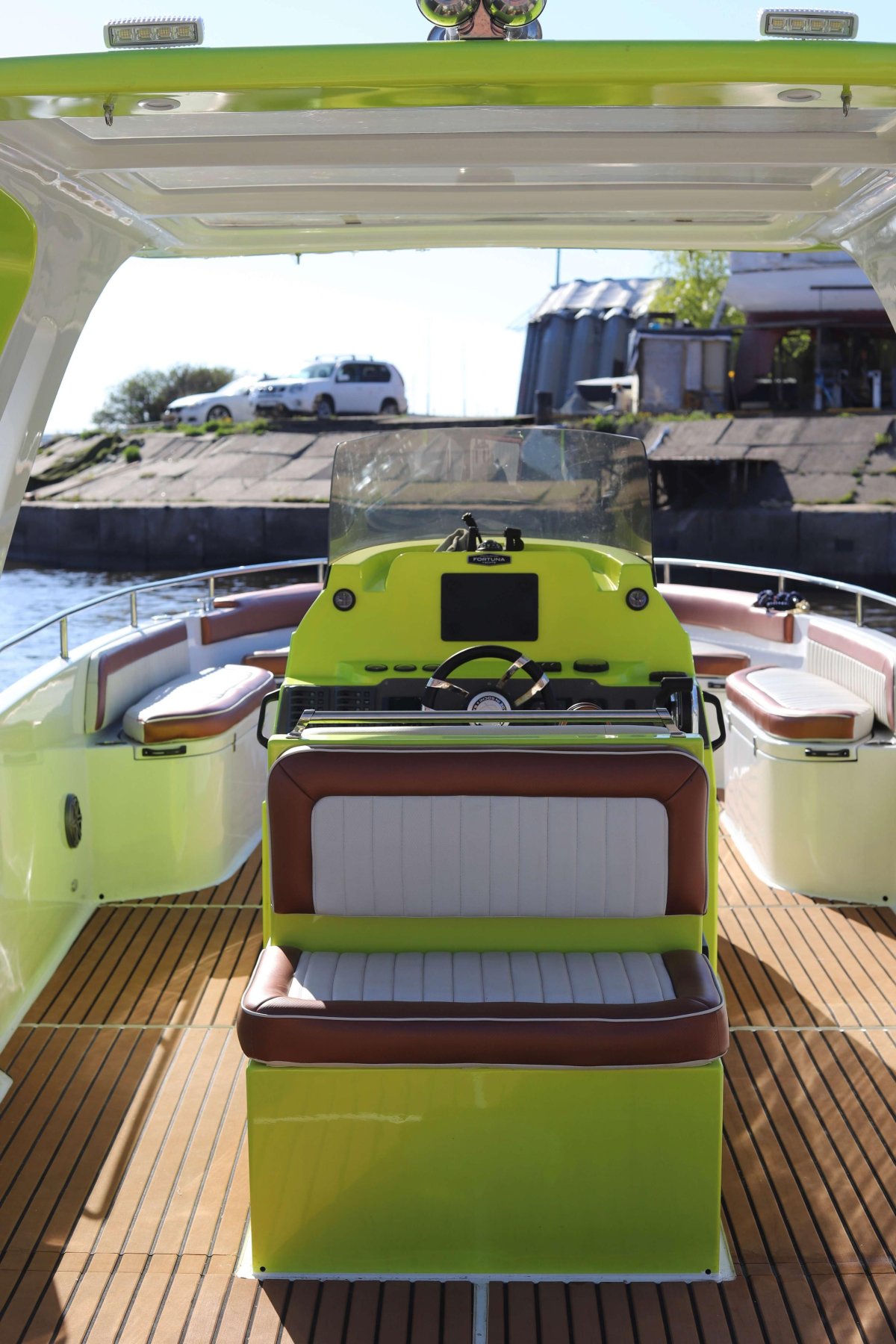 Катер Фортуна 560