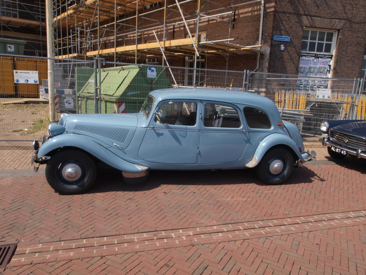 Citroen traction avant салон