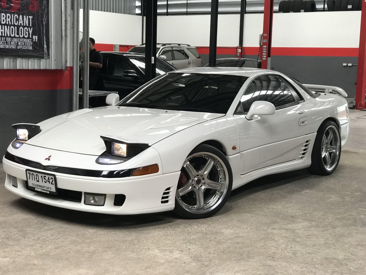 Мицубиси 3000 gt белая