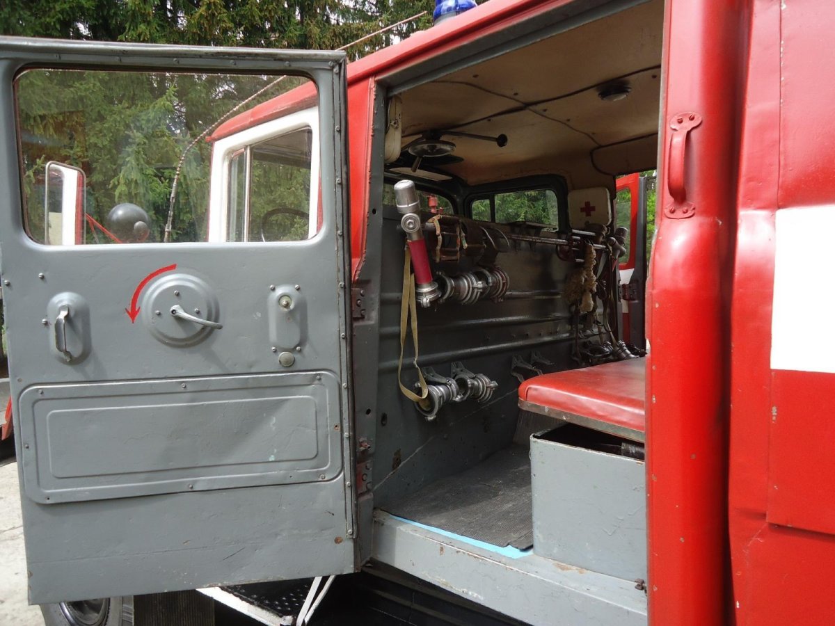 ЗИЛ 131 40 пожарный салон