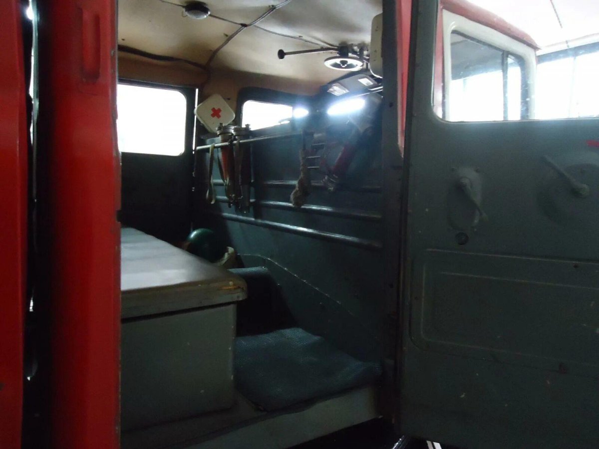 ЗИЛ 131 АЦ-40 кабина