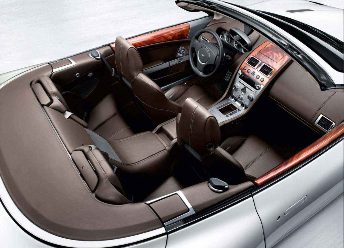 Aston Martin db9 салон