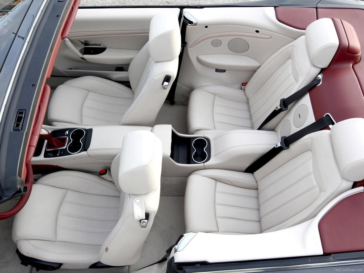 Мазератти кабриолет белый салон