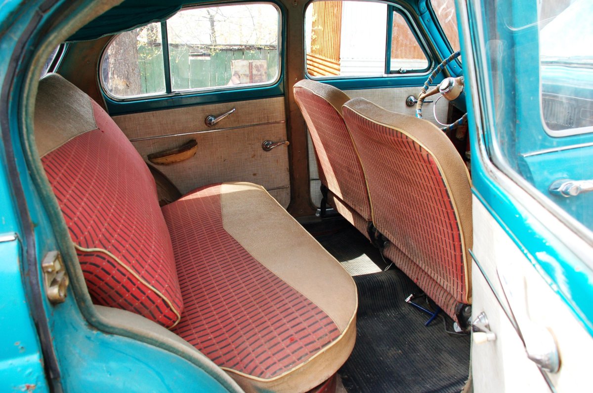 Москвич 423н салон