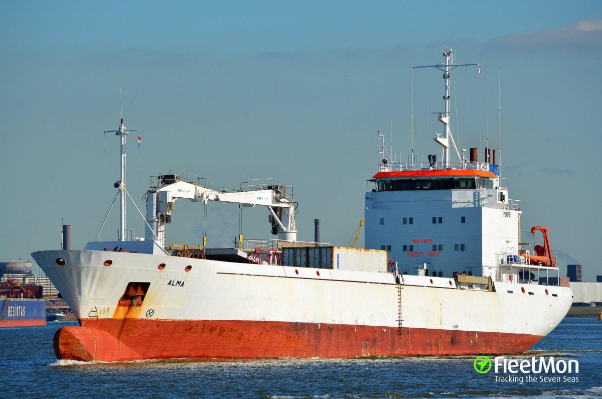 Белуга рифер судно