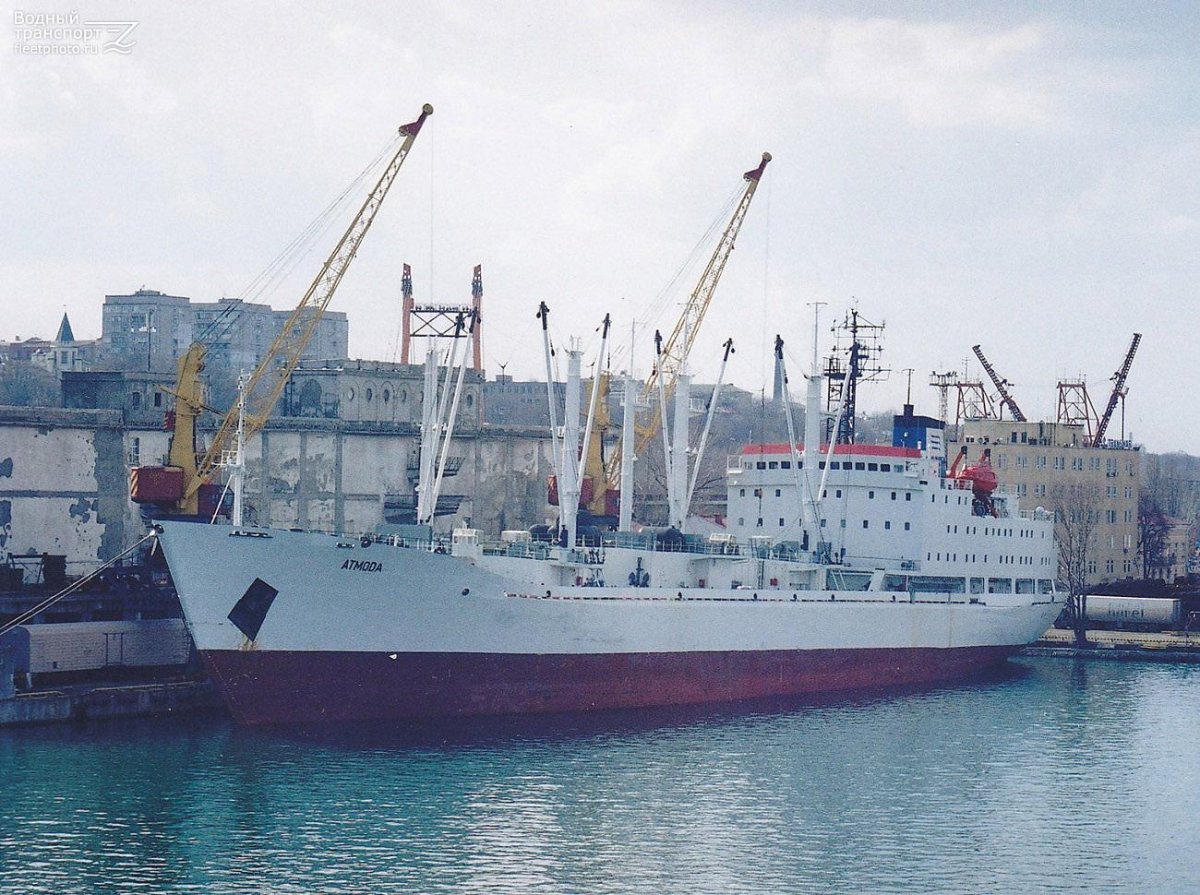 Танкер комсомолец Приморья