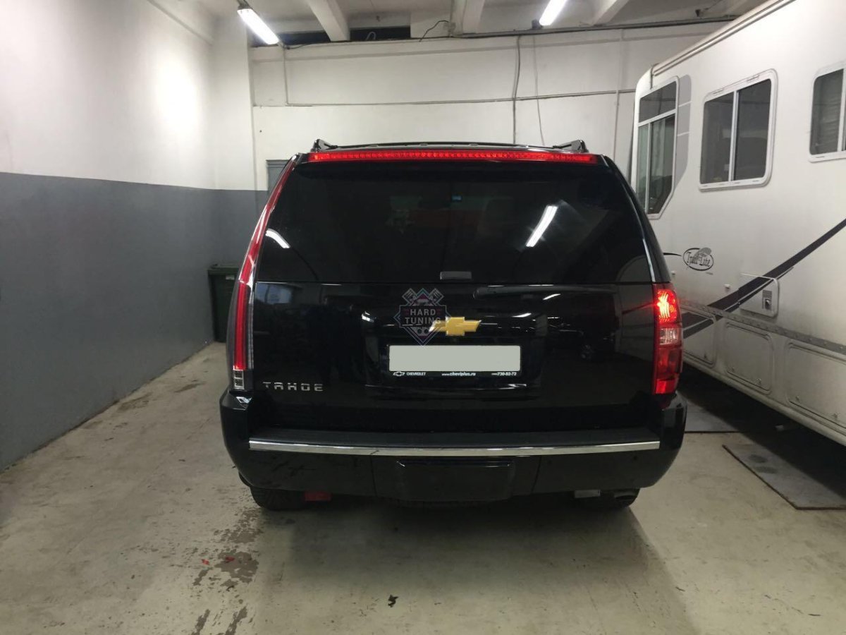 Таха 900 сзади