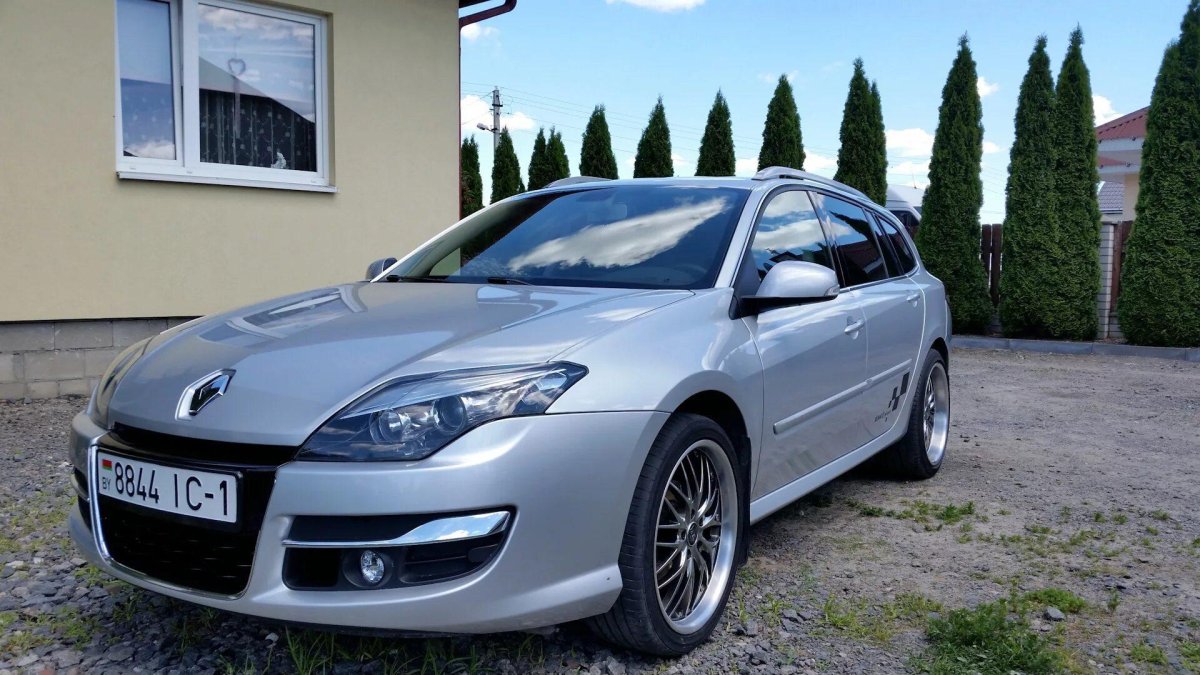 Рено Лагуна 3 2.0 турбо