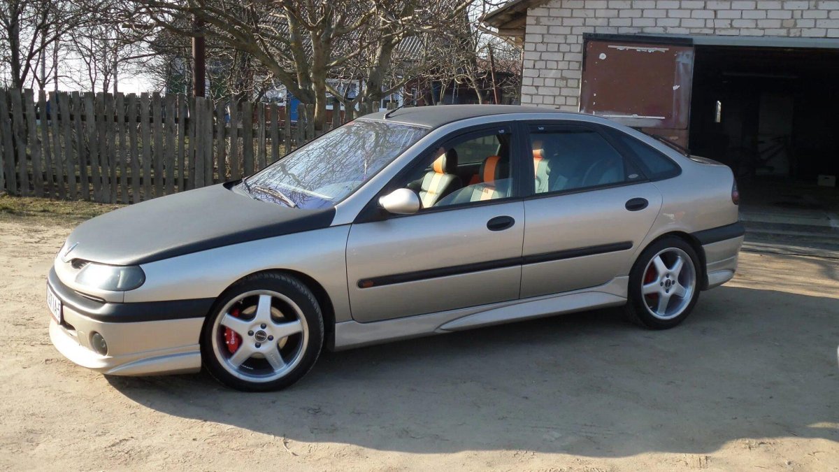 Рено Лагуна 1 хэтчбек