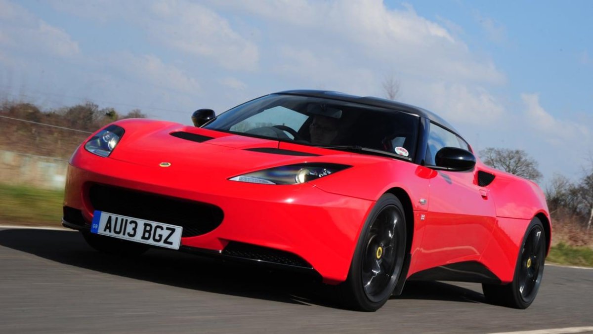 Лотус Эмира