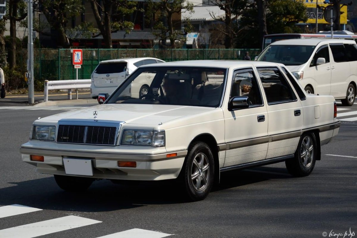 Mitsubishi Debonair 1986