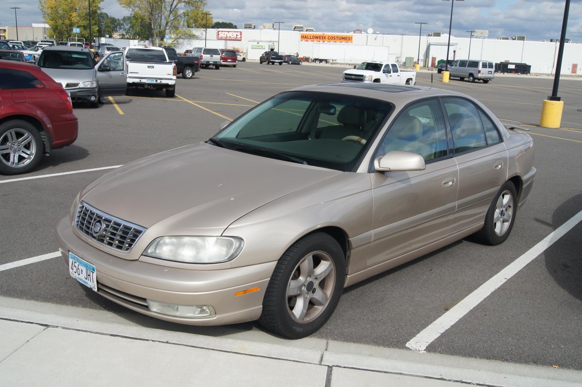 Кадиллак катера 2000