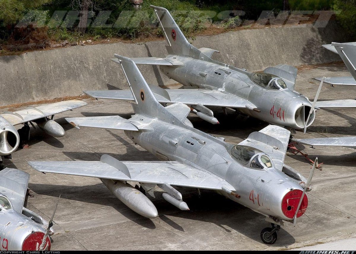 Mig 19s