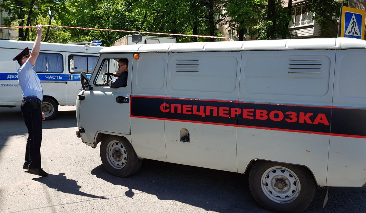 Машина спецперевозка