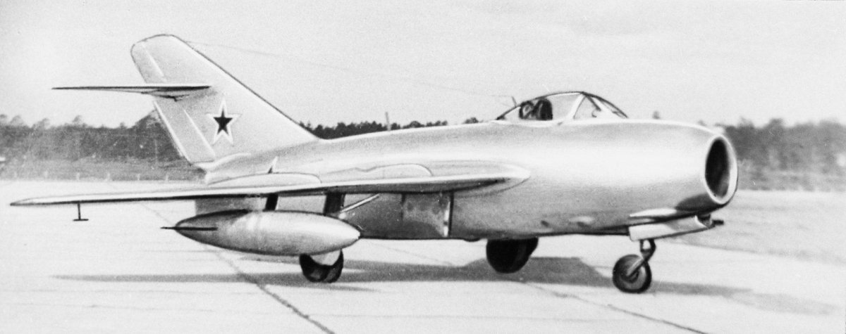 Миг-15 реактивный самолёт