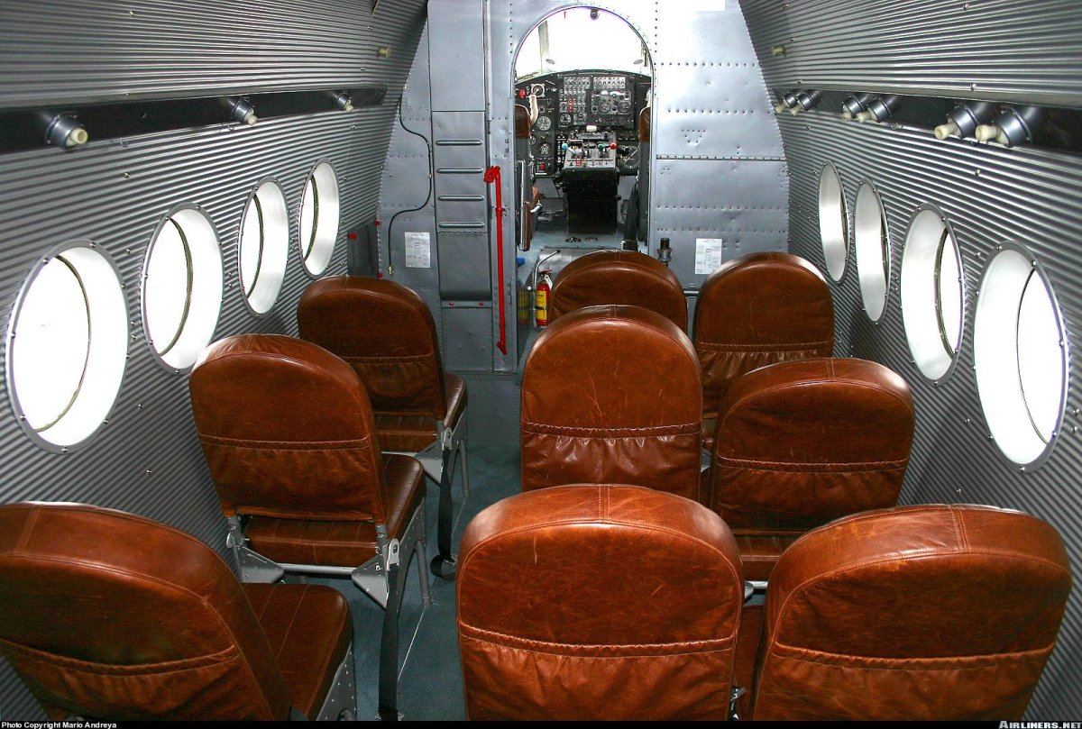 АН 2 салон самолета