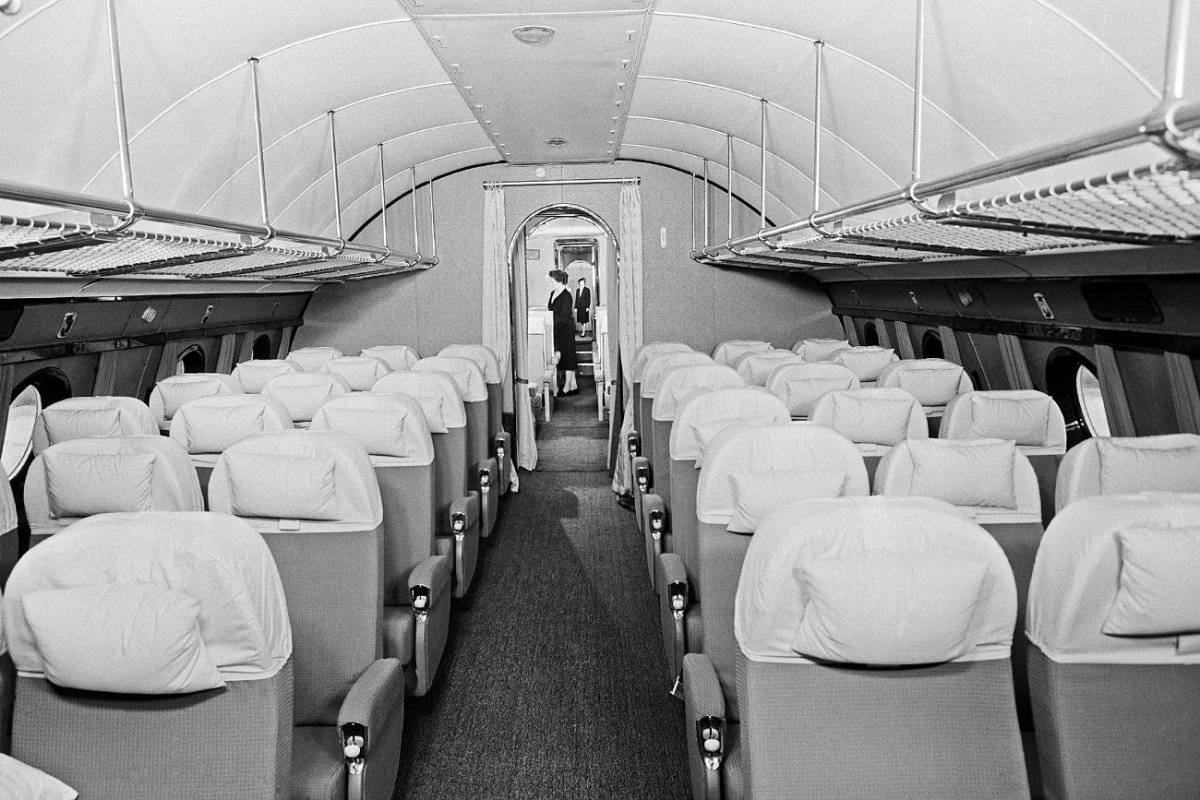 Ту-114 самолёт салон
