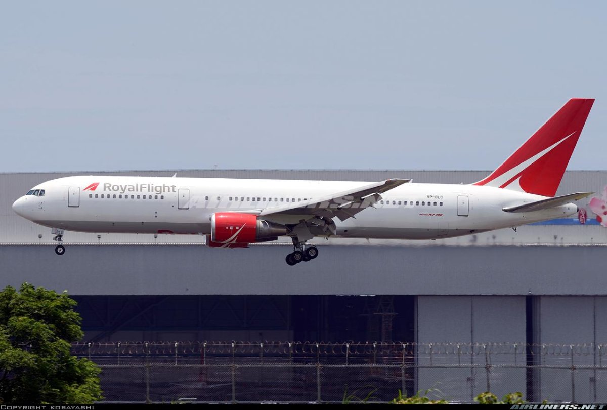 Роял Флайт 767