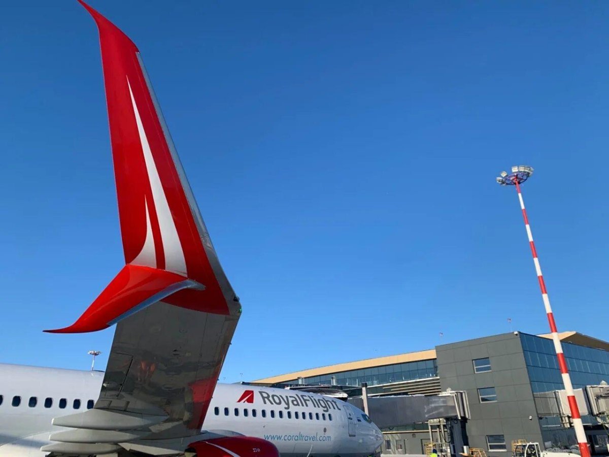 737-800 Роял Флайт