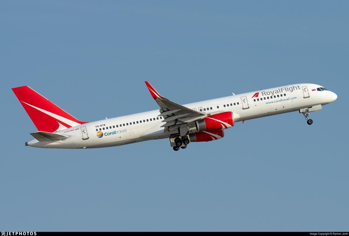 Роял Флайт 757