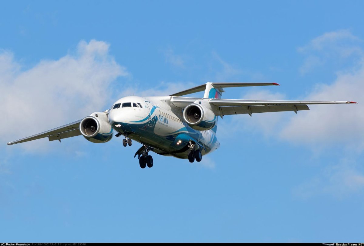 АН-148 пассажирский самолёт Ангара