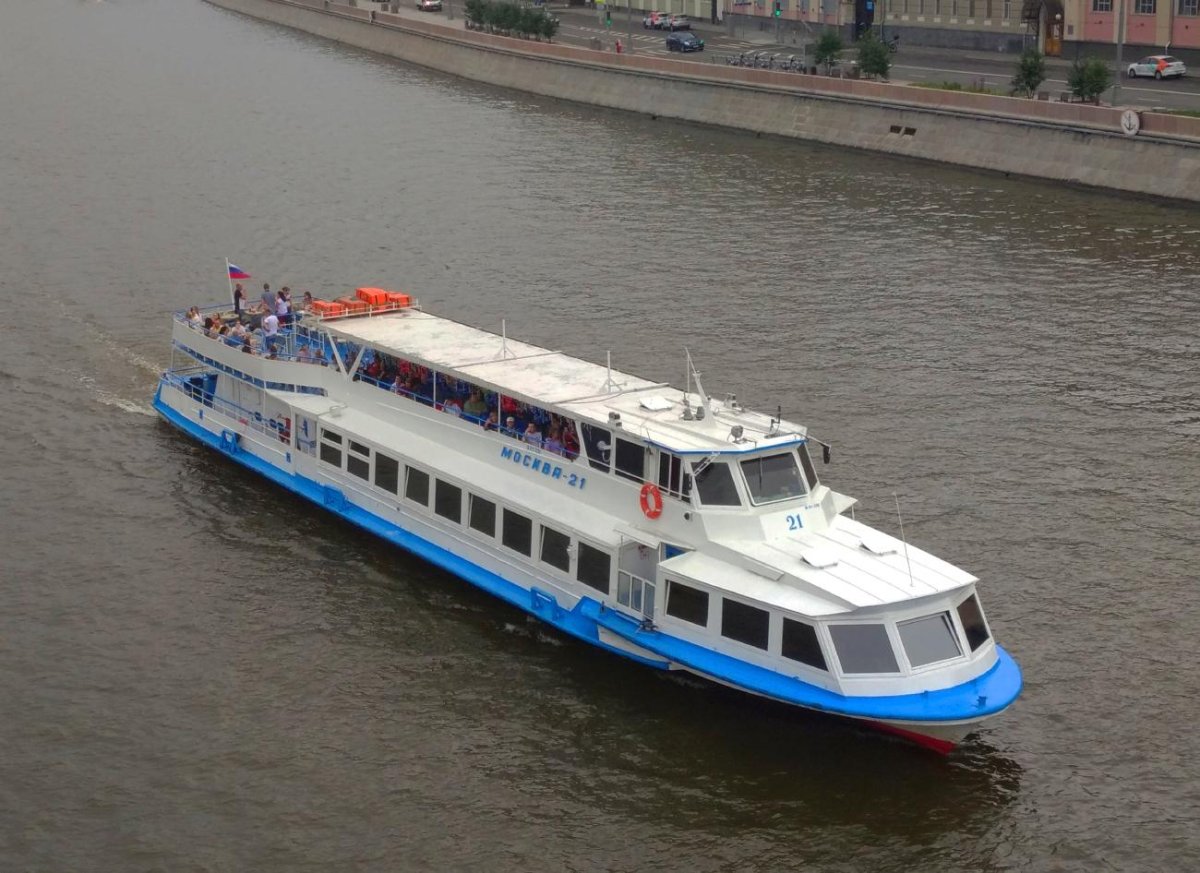 Теплоход Москва р51 проекта