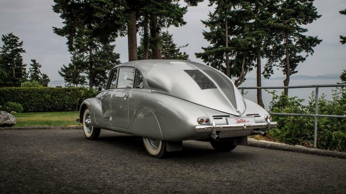 Автомобиль Татра 87