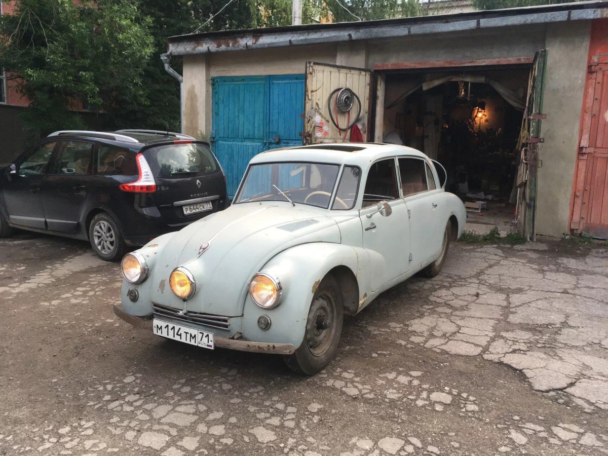 Татра 1942 года