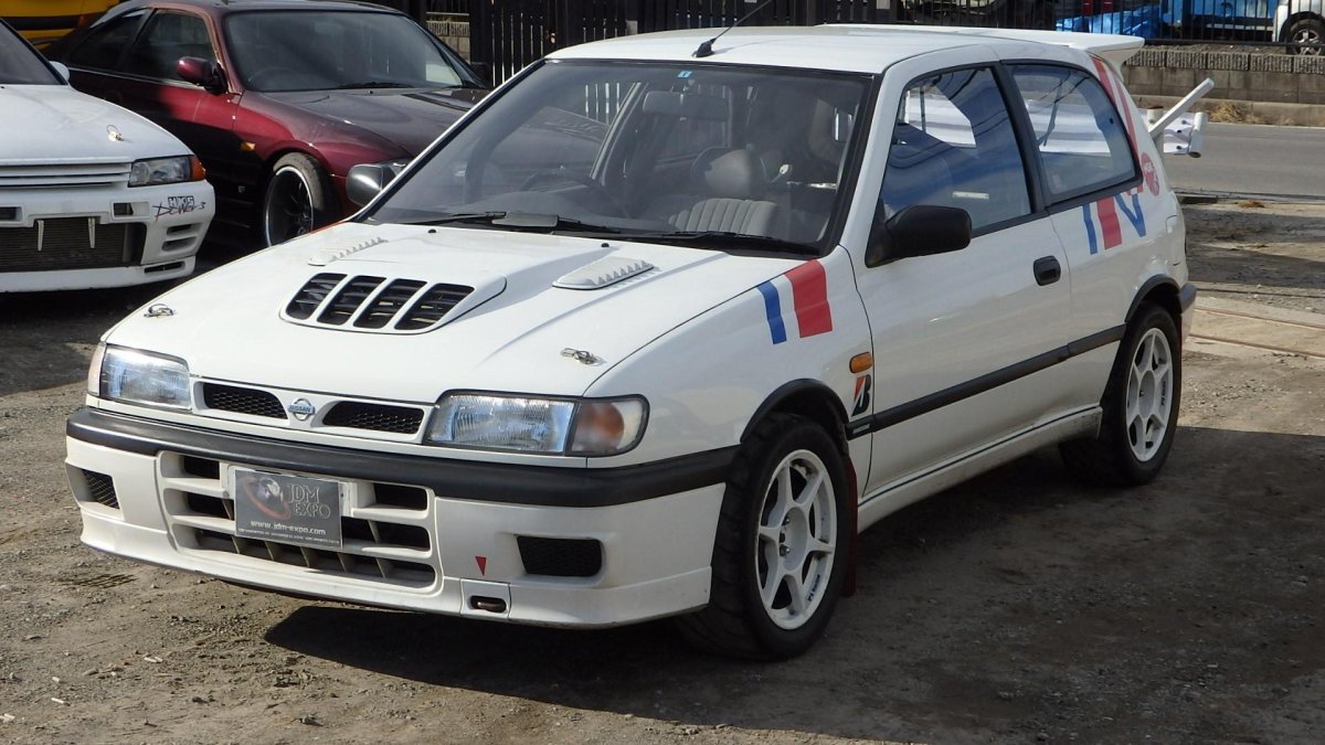 Nissan Pulsar autech
