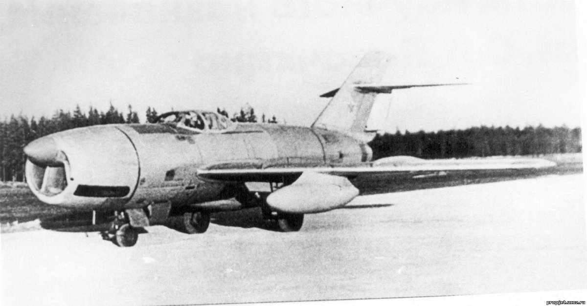 Ла-200б самолет