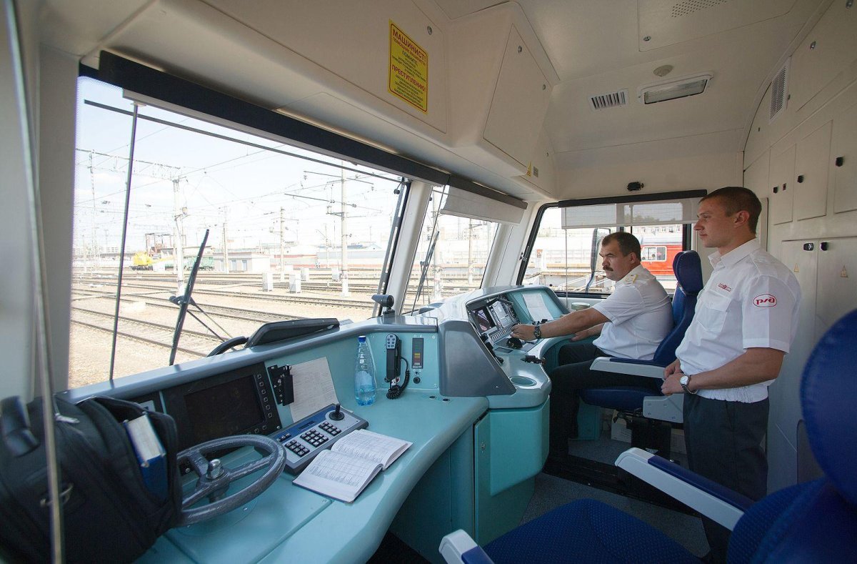 Эд4м кабина машиниста