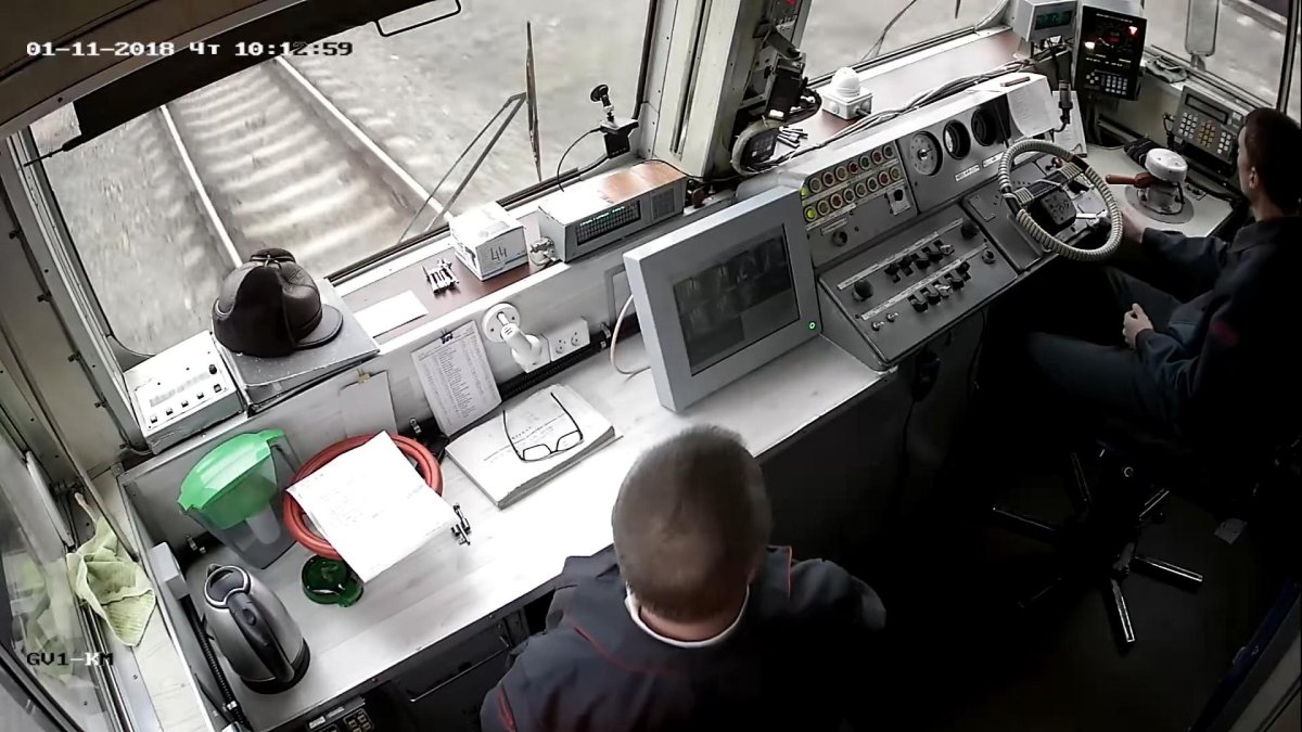 Кабина машиниста электрички эд4м