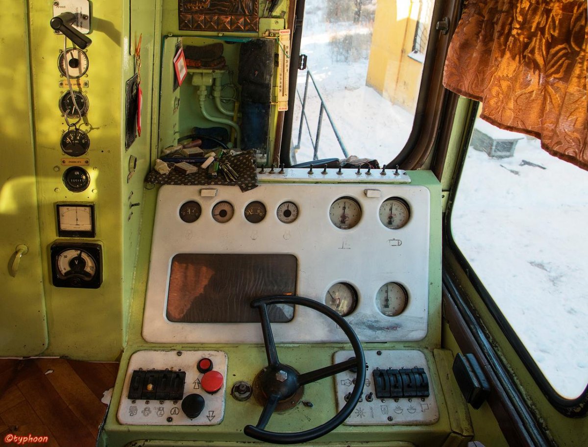 Пульт машиниста тепловоза ТГМ 23в