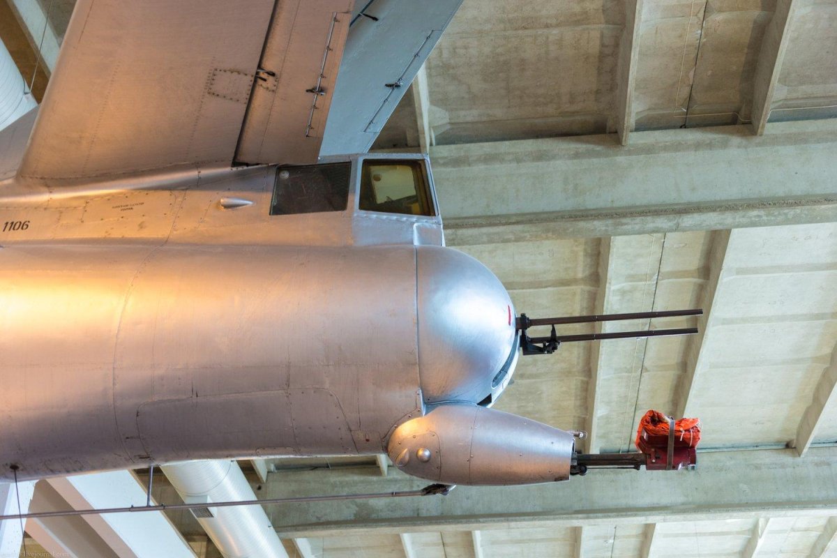 Ил 28 кабина стрелка радиста